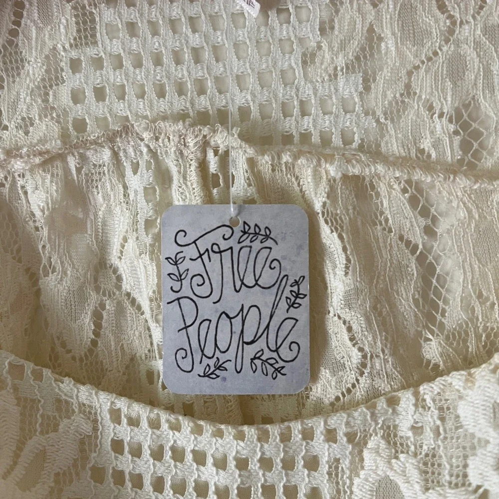 Free People Crochet Top XS Ivory Lace Crop Top NWT Festival Summer Feminine Boho